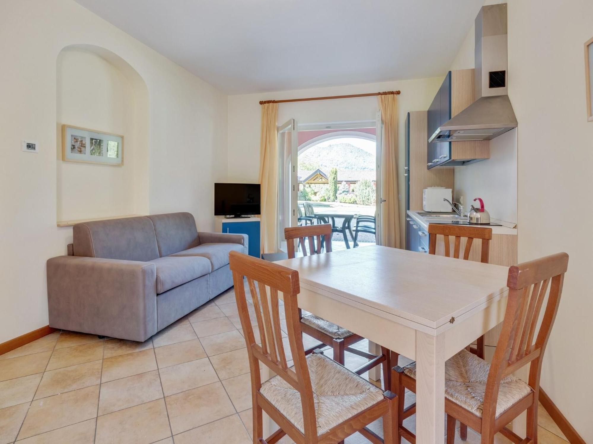 Spacious Apartment In Idro With Shared Pool Crone Екстериор снимка