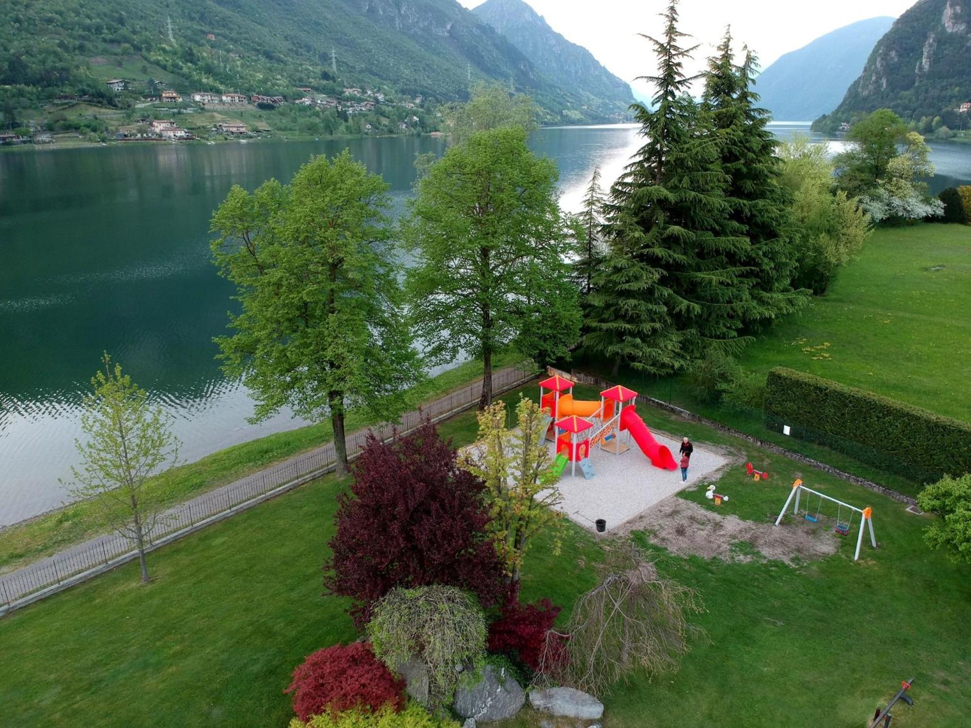 Spacious Apartment In Idro With Shared Pool Crone Екстериор снимка
