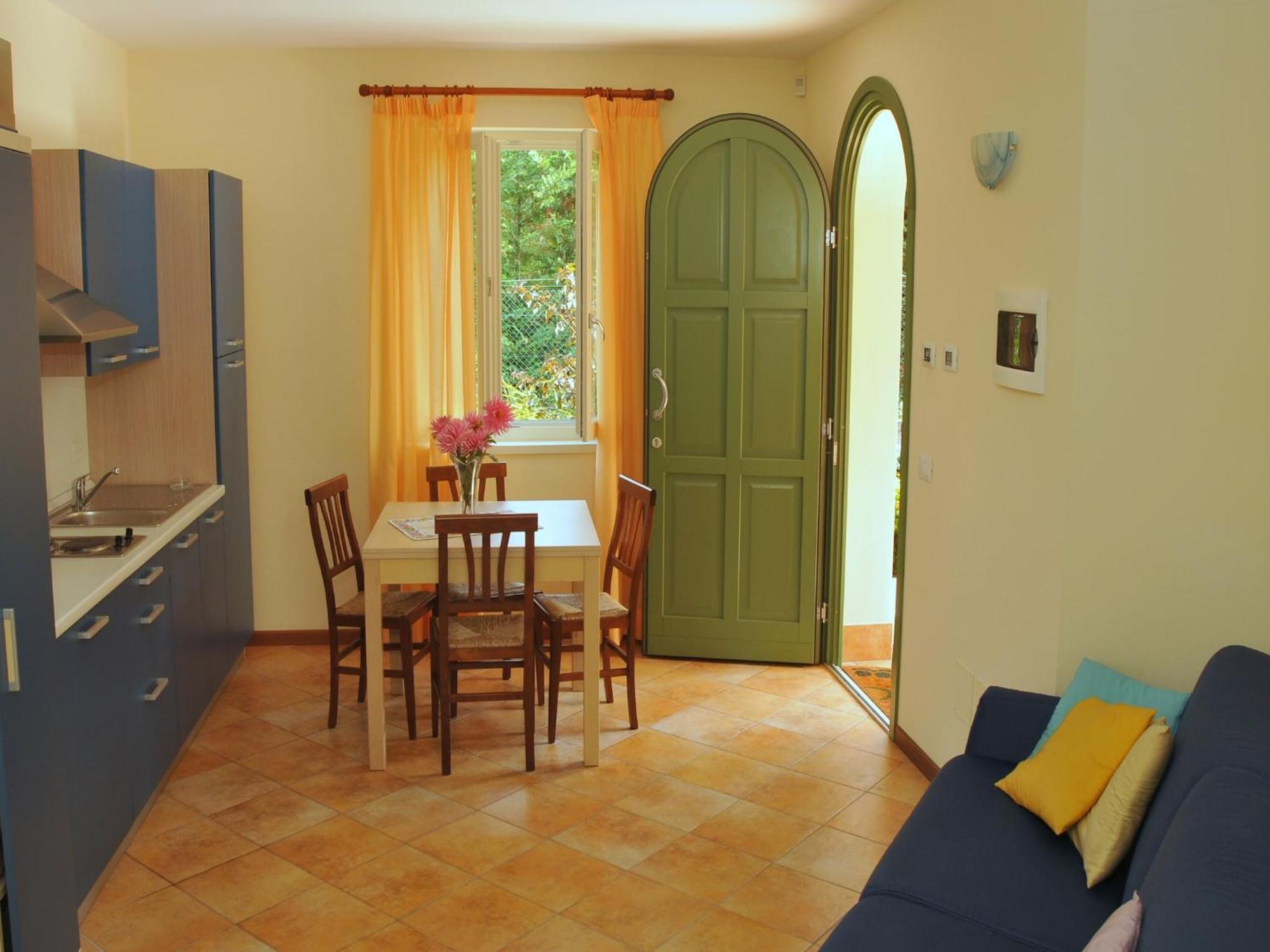 Spacious Apartment In Idro With Shared Pool Crone Екстериор снимка